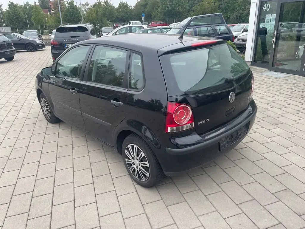 Gebraucht VW Polo Trendline 64 PS (47 kW) 2005 Schwarz Limousine