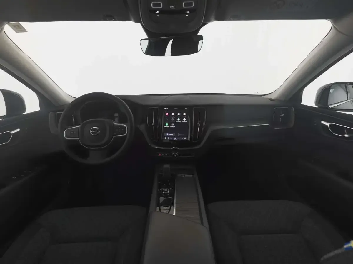 Gebraucht Volvo XC60 Core 197 PS (144 kW) 2024 Schwarz SUV