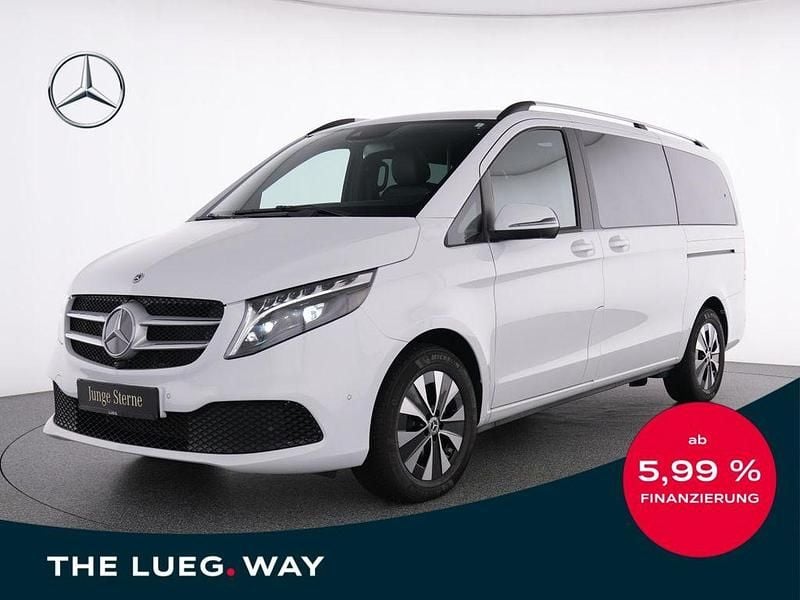 Weiß Gebraucht 2024 Mercedes V300 Van / Kleinbus | 72.485 € (Superpreis) - Bild 1/4