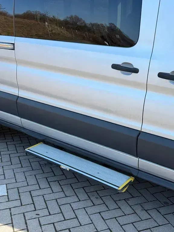 Używany Ford Transit 131 KM (96 kW) 2018 Szary Minivan