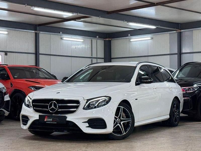 Gebraucht Mercedes E300 194 PS (142 kW) 2019 Weiß Kombi
