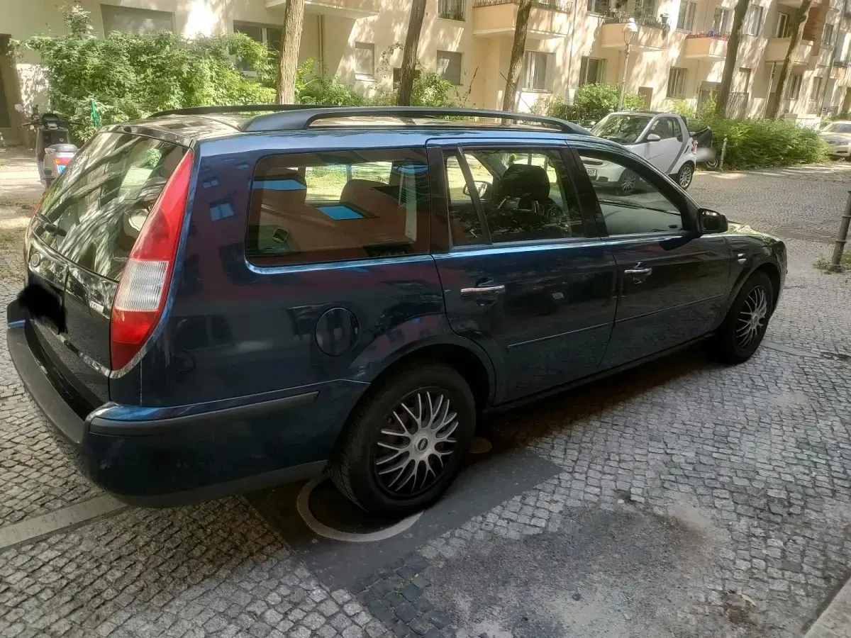 Gebraucht Ford Mondeo Ghia 130 PS (95 kW) 2005 Blau Kombi