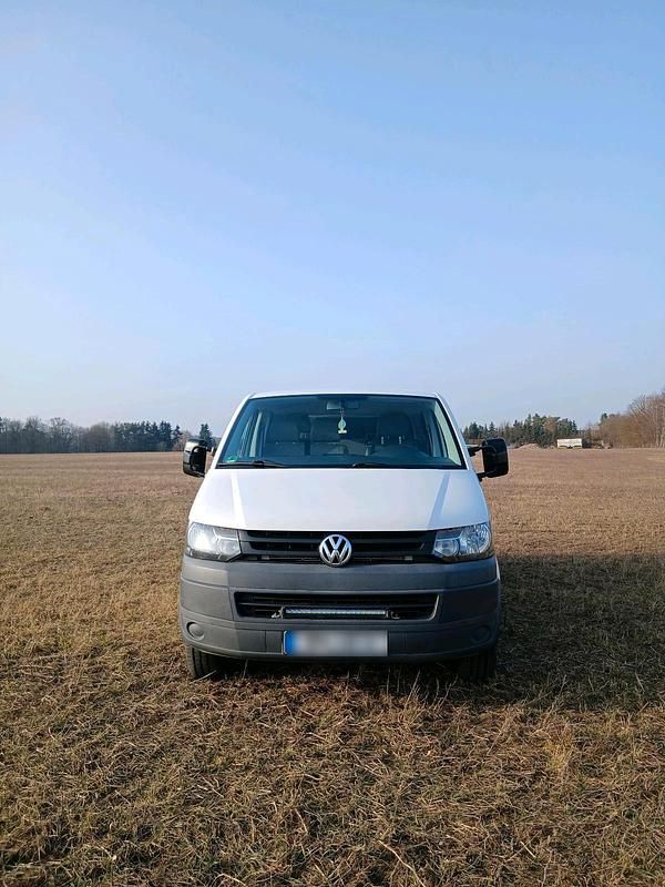 Gebraucht VW T5 102 PS (75 kW) 2011 Weiß Van