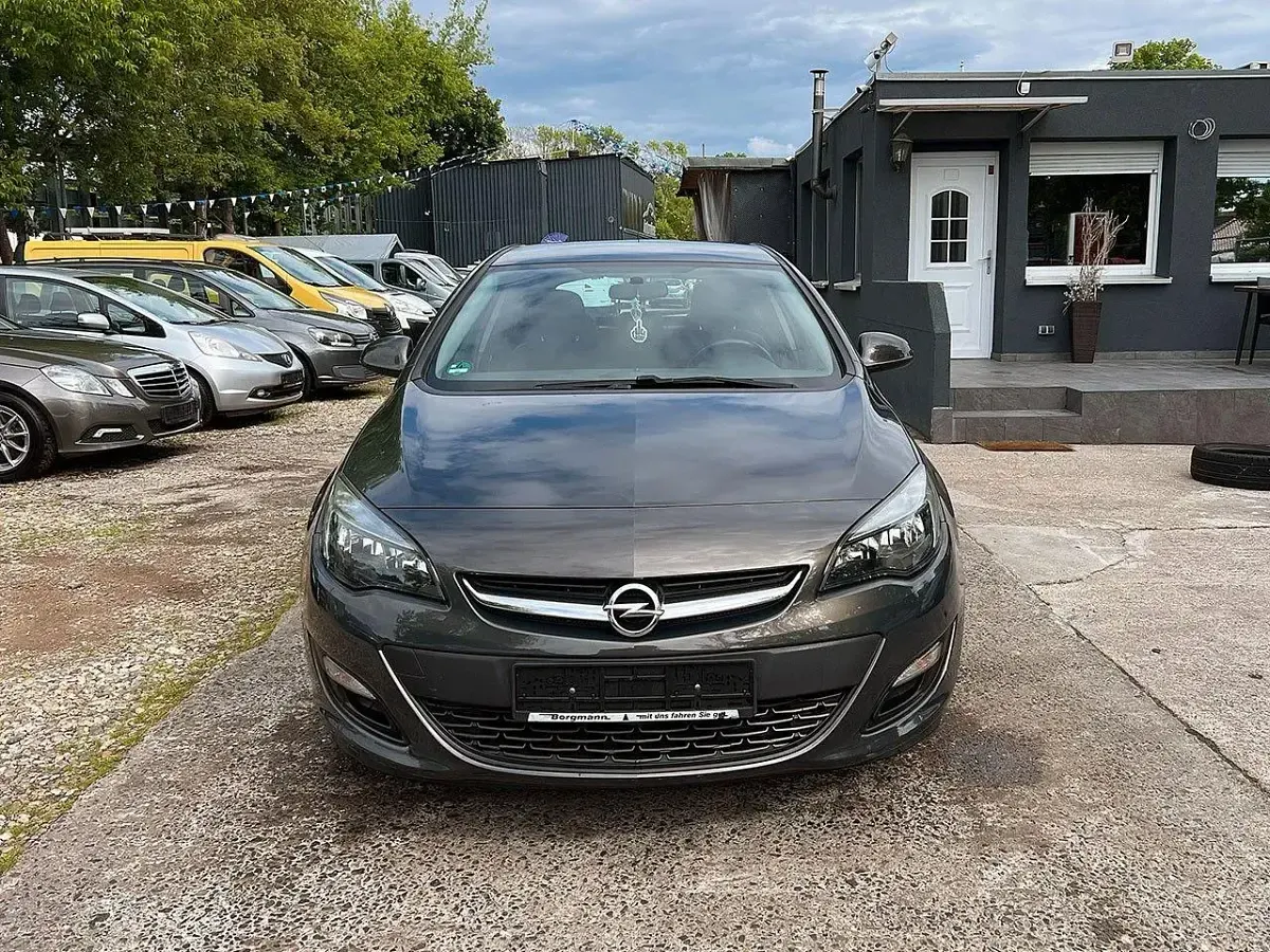 Usata Opel Astra 116 CV (85 kW) 2015 Grigio Berlina