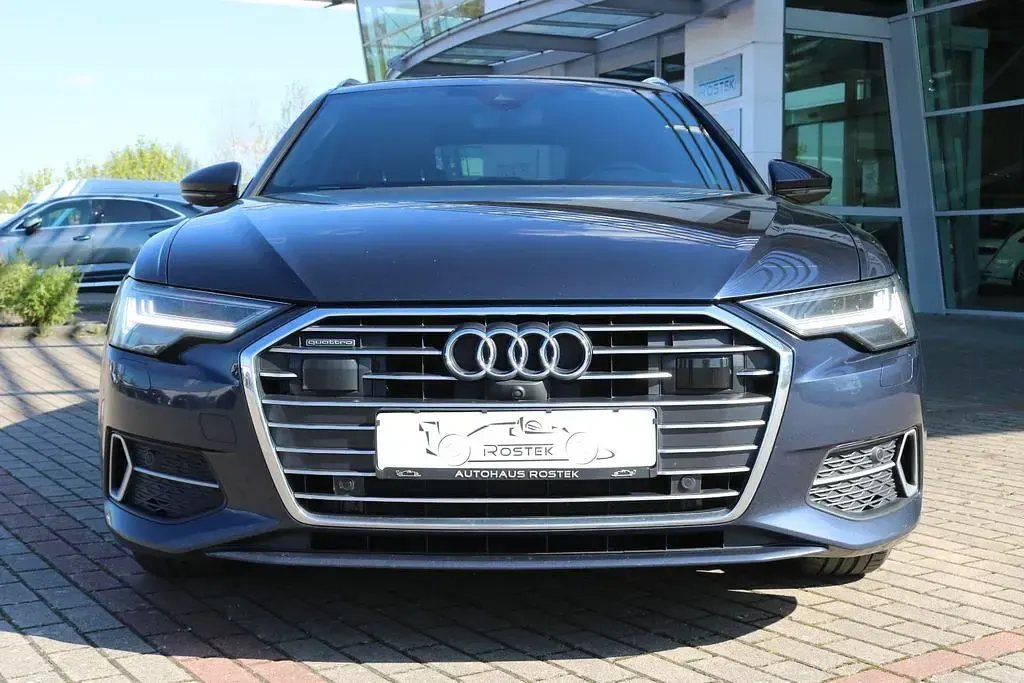 Gebraucht Audi A6 S-Line 245 PS (180 kW) 2023 Blau Kombi