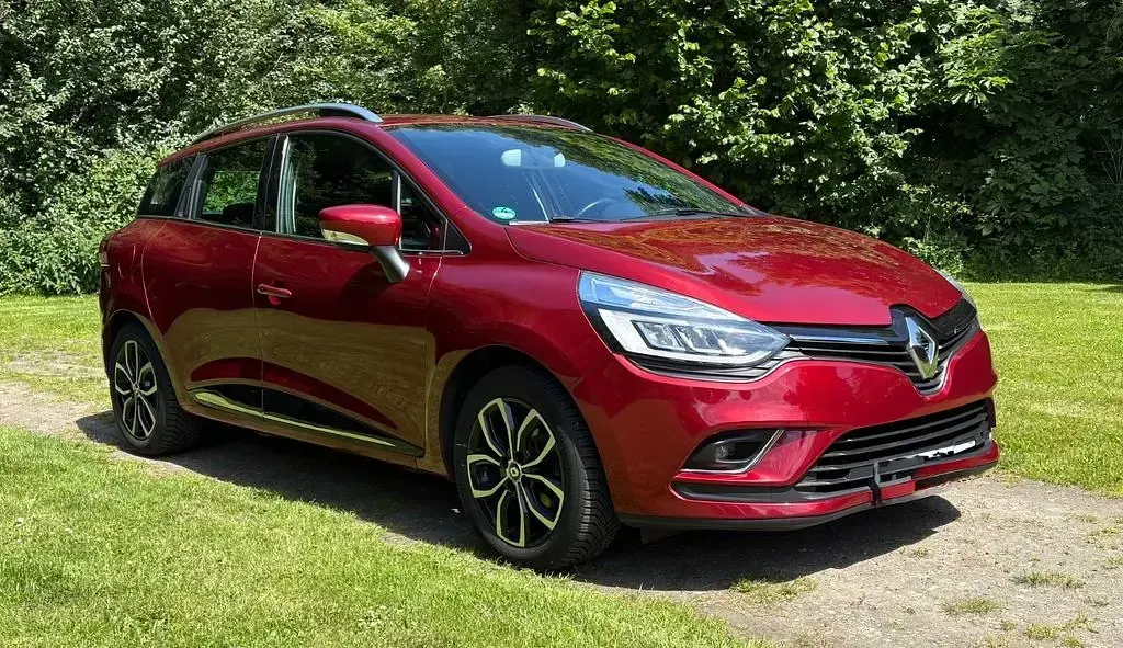 Gebraucht Renault Clio Intens 90 PS (66 kW) 2017 Rot Limousine