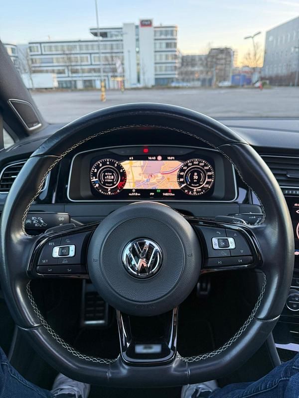 Gebraucht VW Golf VII R 310 PS (228 kW) 2018 Weiß Kombi