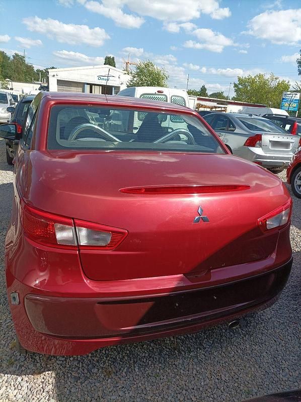 Gebraucht Mitsubishi Colt 109 PS (80 kW) 2007 Rot Cabrio