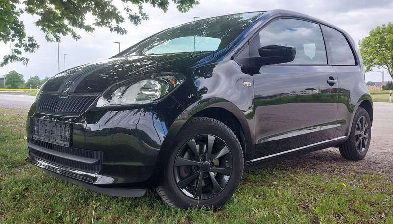 Schwarz Gebraucht 2013 Skoda Citigo Ambition Kleinwagen | 5.190 € (Fairer Preis) - Bild 1/4
