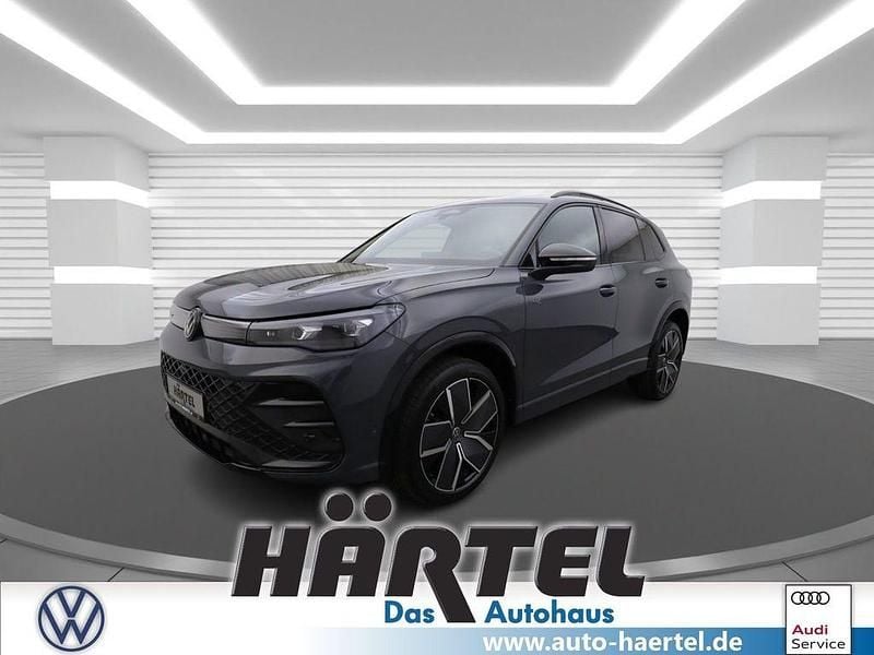 Neu VW Tiguan Style 265 PS (194 kW) 2026 Delfingrau (grey), metallic SUV