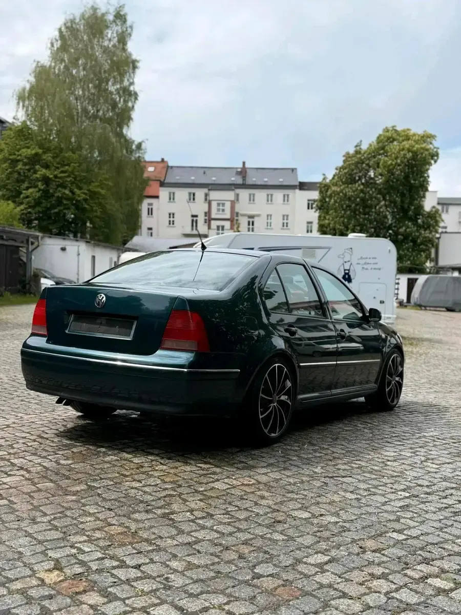 Occasion VW Bora 110 ch (80 kW) 2002 Vert Berline