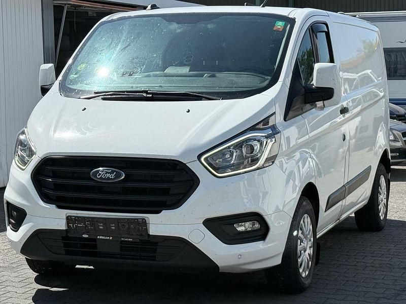 Weiß Gebraucht 2021 Ford Transit Custom Trend Limousine | 12.999 € (Guter Preis) - Bild 1/4