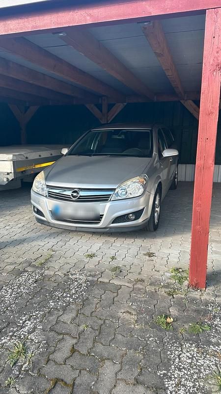 Grau Gebraucht 2008 Opel Astra Kombi | 1.199 € (Superpreis) - Bild 1/4