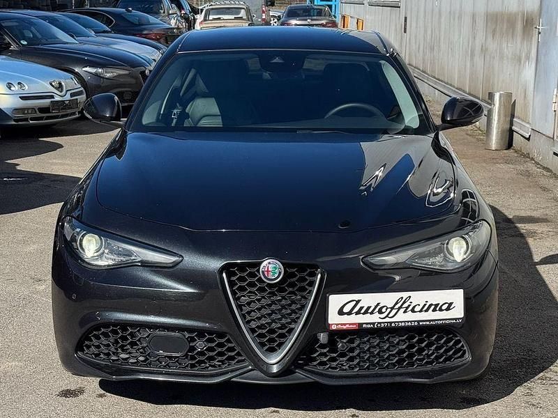 Gebraucht Alfa Romeo Giulia Veloce 280 PS (205 kW) 2017 Schwarz Limousine