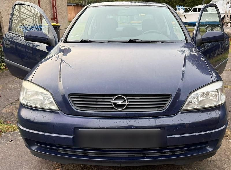 Blau Gebraucht 2002 Opel Astra Coupé | 690 € (Guter Preis) - Bild 1/4