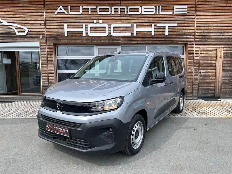 Grau Neu 2024 Opel Combo Van / Kleinbus | 23.790 € (Fairer Preis) - Bild 1/4