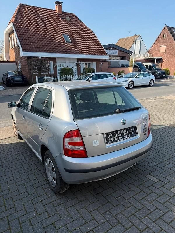 Gebraucht Skoda Fabia 80 PS (58 kW) 2006 Silber Limousine