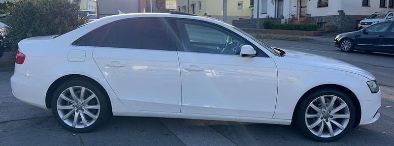 Używany Audi A4 Attraction 150 KM (110 kW) 2015 Biały Sedan/Limuzyna