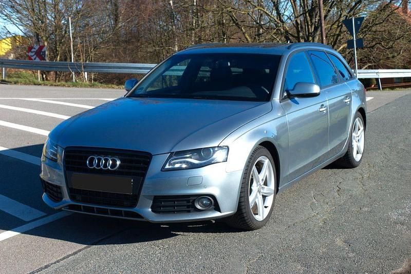 Gebraucht Audi A4 S-Line 190 PS (139 kW) 2011 Grau Kombi