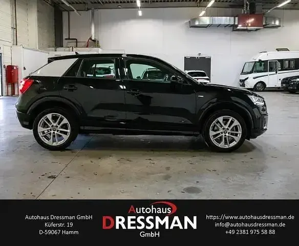 Używany Audi Q2 Ambiente 150 KM (110 kW) 2017 Czarny SUV