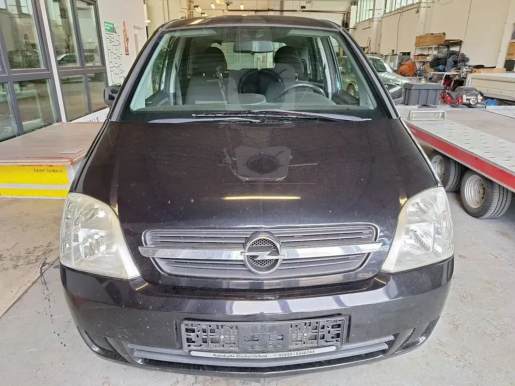 Używany Opel Meriva Edition 101 KM (74 kW) 2004 Czarny Minivan