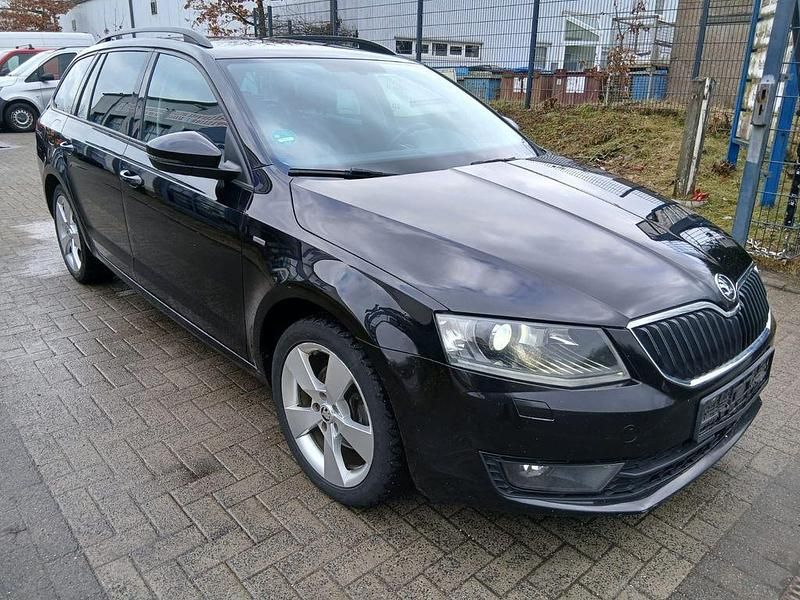Gebraucht Skoda Octavia Joy 150 PS (110 kW) 2017 Schwarz Kombi