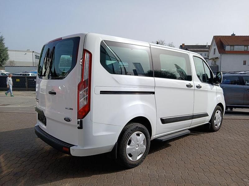 Gebraucht Ford Transit Trend 105 PS (77 kW) 2021 Weiß Van / Kleinbus