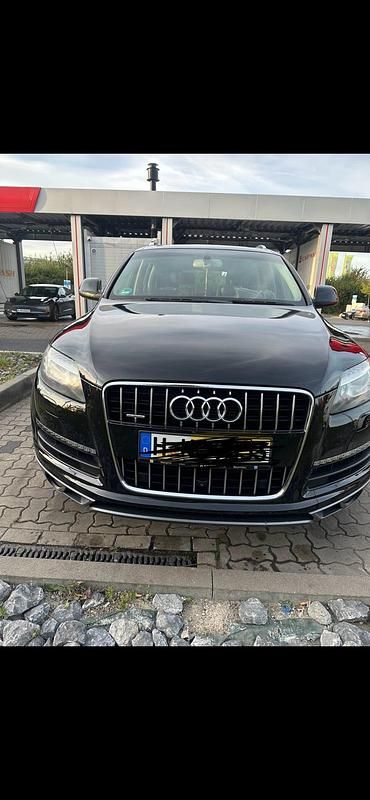 Schwarz Gebraucht 2013 Audi Q7 SUV | 16.700 € - Bild 1/4