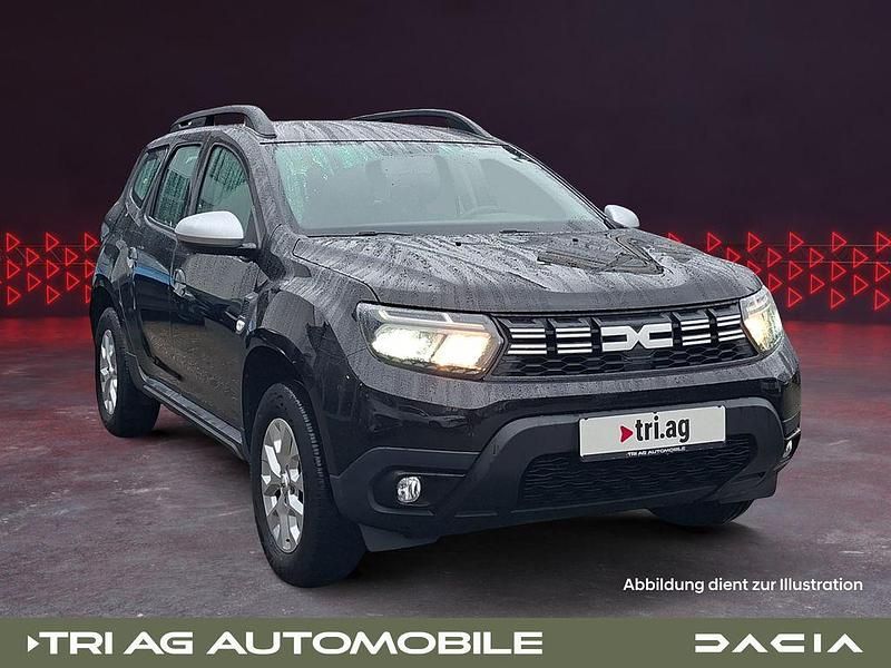 Gebraucht Dacia Duster Expression 116 PS (85 kW) 2023 Perlmuttschwarz (metallic) SUV