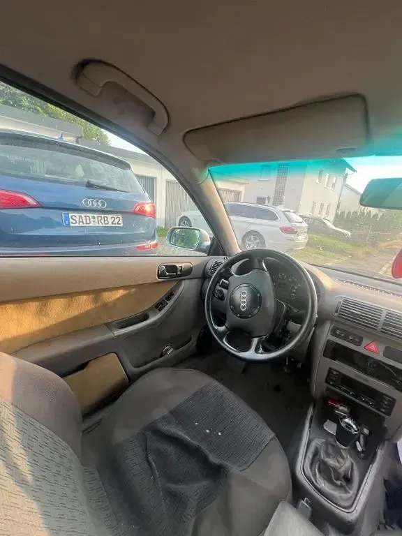 Gebraucht Audi A3 Ambiente 90 PS (66 kW) 1997 Braun Kleinwagen