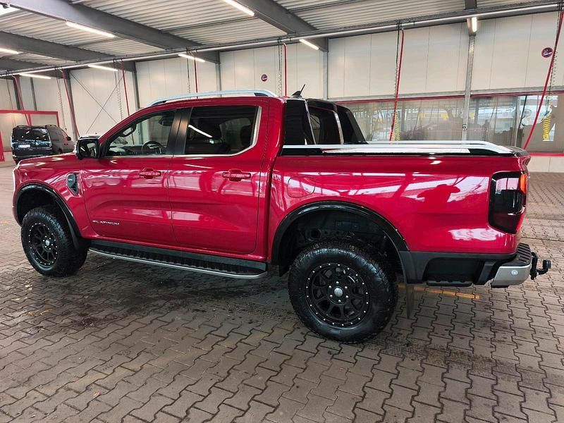 Gebraucht Ford Ranger Platinum 240 PS (176 kW) 2024 Rot Abholung