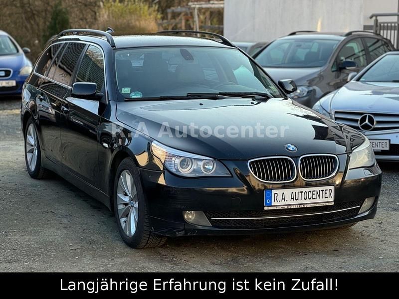 Gebraucht BMW 525 Exclusive 197 PS (144 kW) 2009 Schwarz Kombi