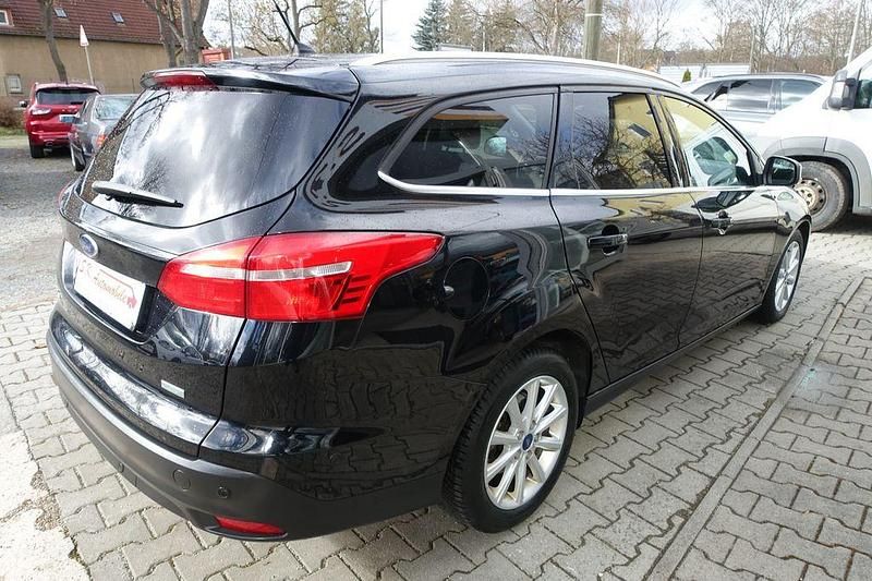 Gebraucht Ford Focus Titanium 125 PS (91 kW) 2015 Limousine