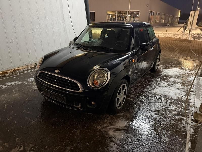 Schwarz Gebraucht 2007 Mini ONE Kleinwagen | 5.000 € (Etwas zu teuer) - Bild 1/4