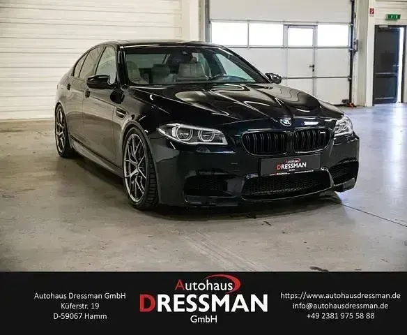 Gebraucht BMW M5 Performance 560 PS (411 kW) 2015 Azuritschwarz metallic Limousine