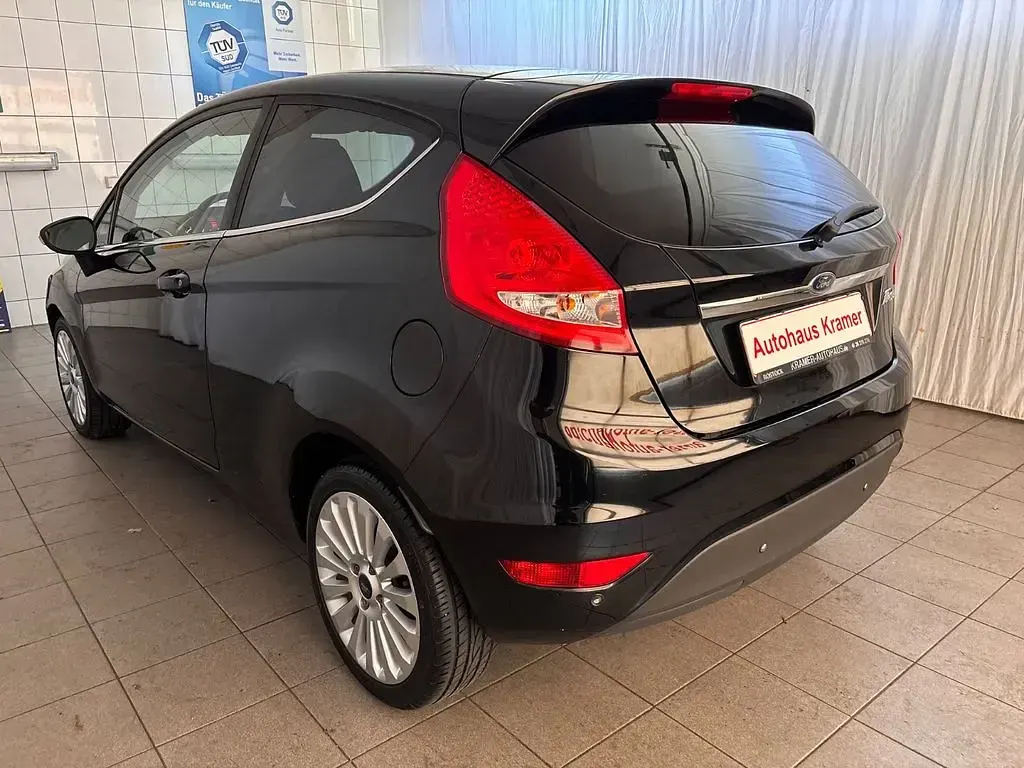 Gebraucht Ford Fiesta Titanium 82 PS (60 kW) 2009 Schwarz Kleinwagen