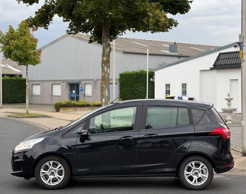 Gebraucht Ford B-MAX SYNC Edition 101 PS (74 kW) 2015 Schwarz Van / Kleinbus