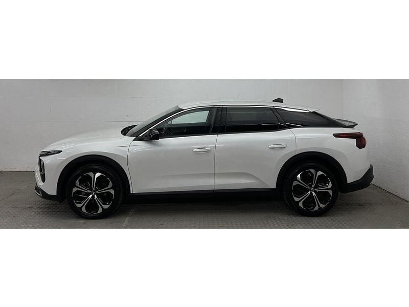 Gebraucht Citroën C5 X PureTech 131 PS (96 kW) 2024 Perlmuttweiss (metallic) Kombi