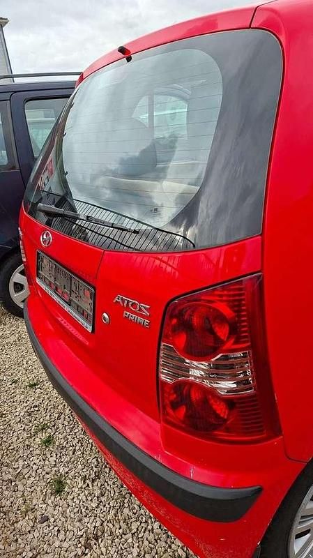 Gebraucht Hyundai Atos 63 PS (46 kW) 2008 Rot Kleinwagen