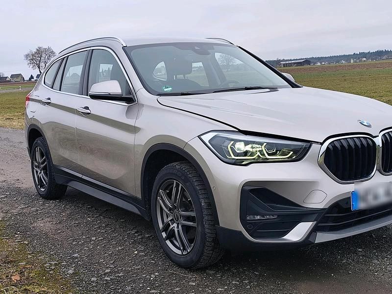 Gebraucht BMW X1 150 PS (110 kW) 2021 Grau SUV