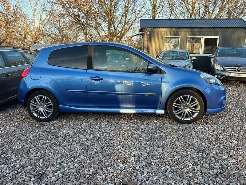 Gebraucht Renault Clio III GT 128 PS (94 kW) 2009 Blau Kleinwagen