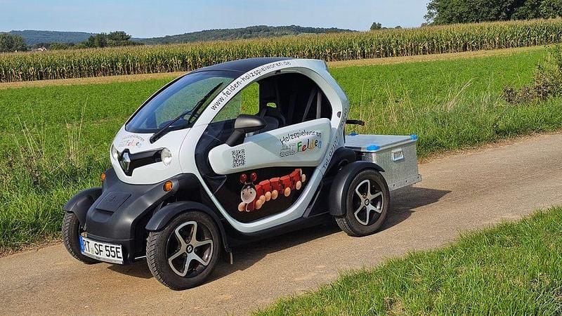 Weiß Gebraucht 2016 Renault Twizy Kleinwagen | 4.500 € (Fairer Preis) - Bild 1/4