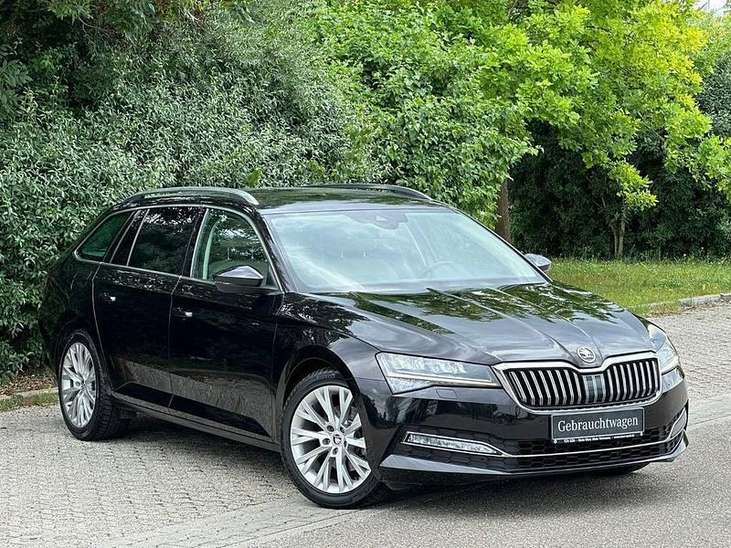 Schwarz Gebraucht 2020 Skoda Superb Style Kombi | 18.250 € (Guter Preis) - Bild 1/4