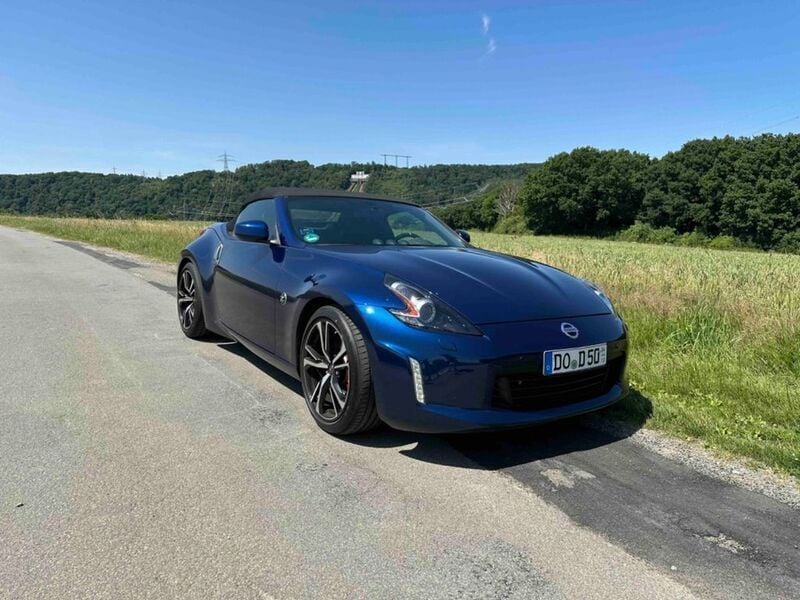 Gebraucht Nissan 370Z Pack 328 PS (241 kW) 2018 Blau Cabrio
