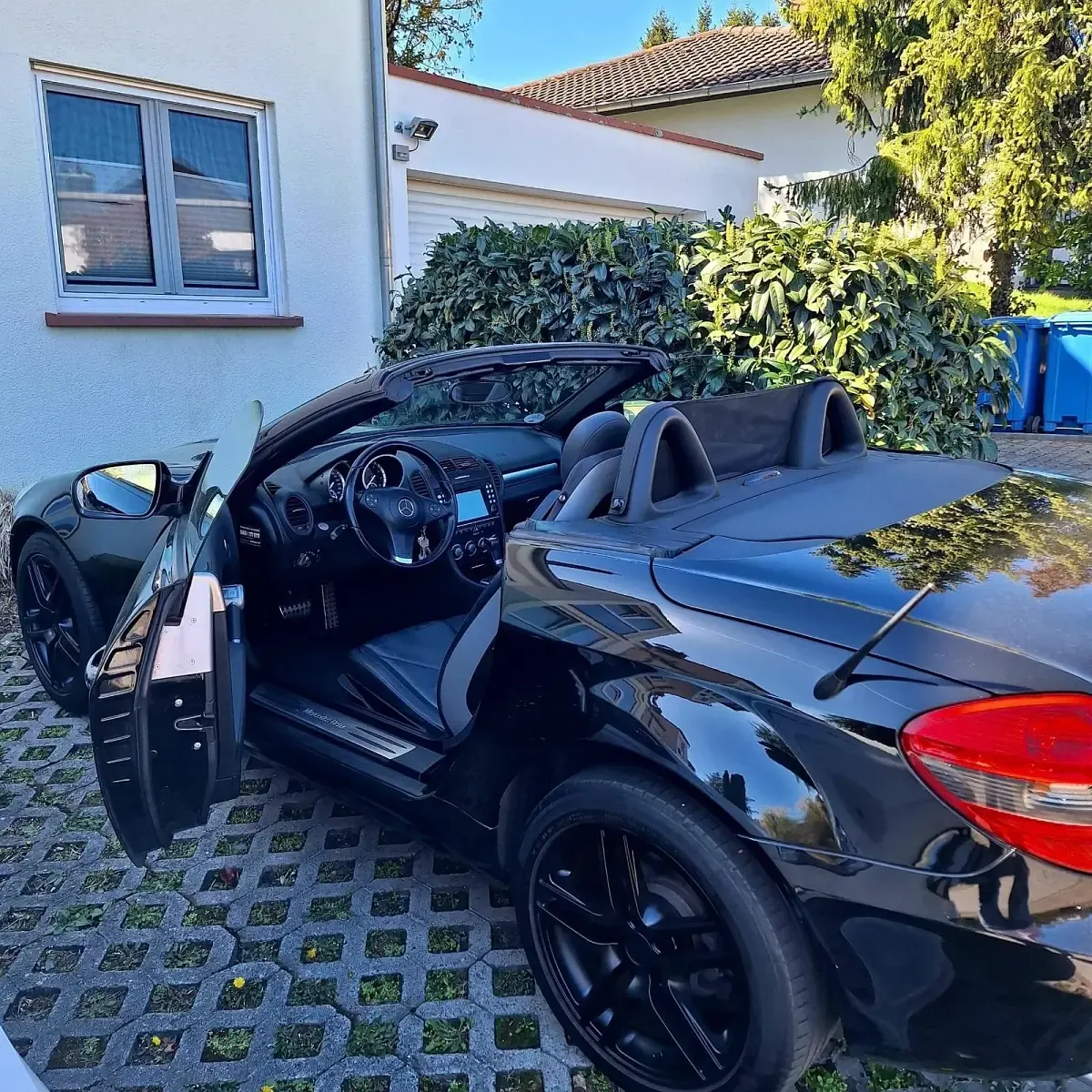 Gebraucht Mercedes SLK200 183 PS (134 kW) 2009 Schwarz Cabrio