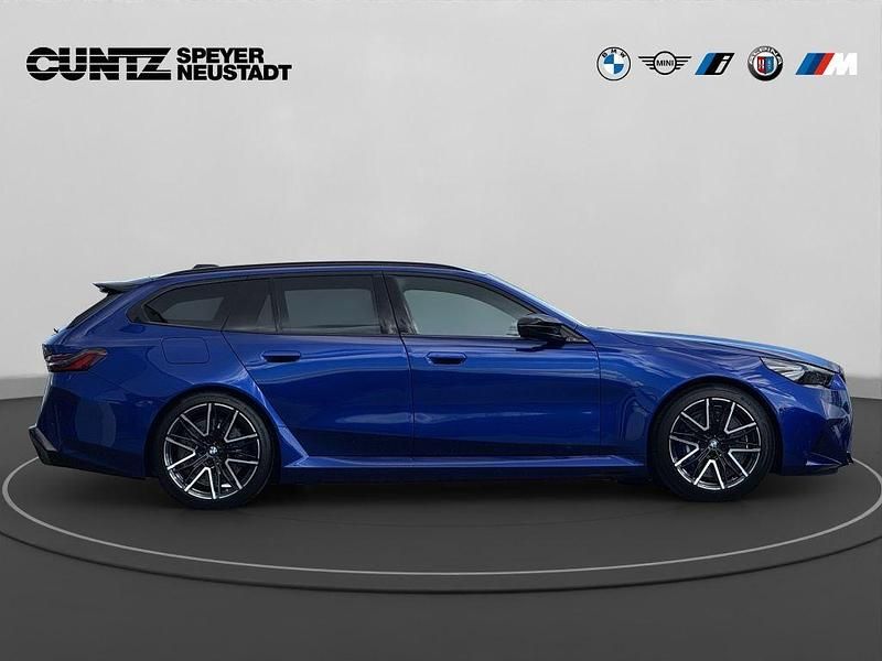 Gebraucht BMW M5 Performance 727 PS (534 kW) 2025 Marina bay blau metallic Kombi