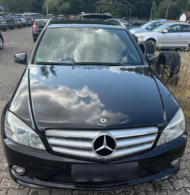 Gebraucht Mercedes C220 170 PS (125 kW) 2011 Schwarz Kombi