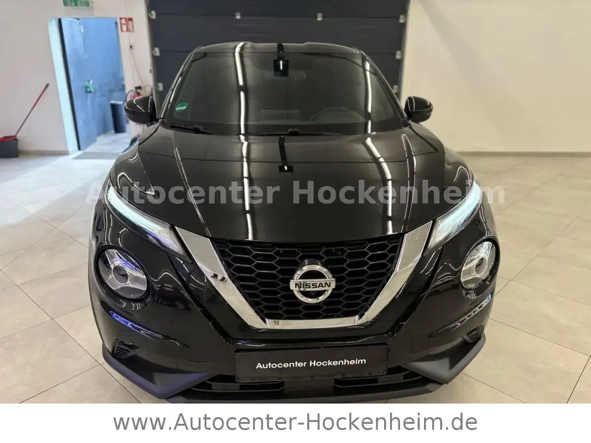 Gebraucht Nissan Juke N-Connecta 117 PS (86 kW) 2020 Schwarz SUV