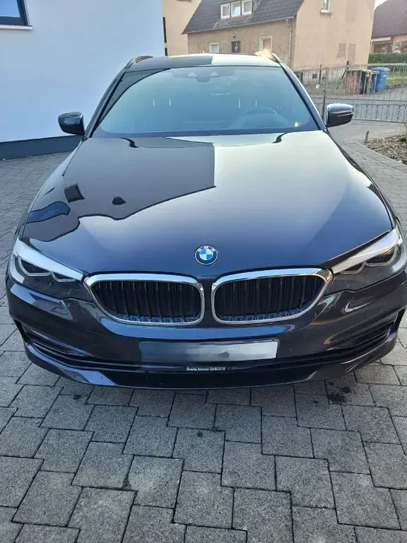 Gebraucht BMW 540 Performance 340 PS (250 kW) 2018 Grau Kombi