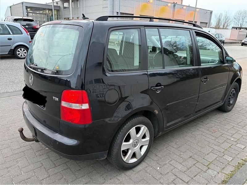 Gebraucht VW Touran 115 PS (84 kW) 2006 Schwarz Van / Kleinbus